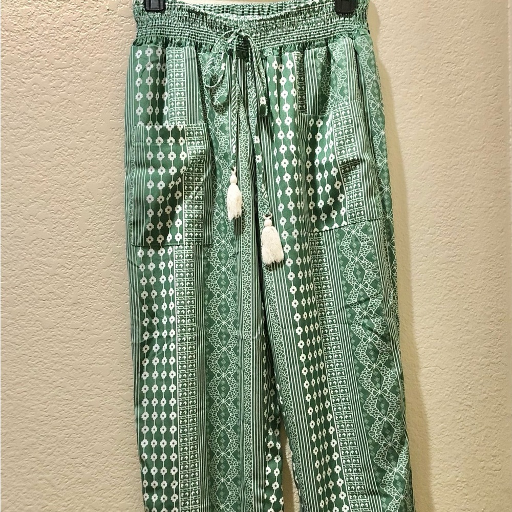 Women's Green Printed Boho Drawstring Pants